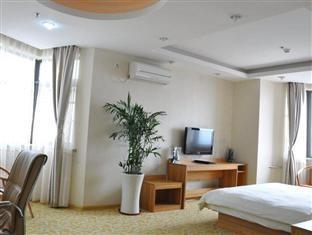 Super 8 Hotel Qingdao Railway Station Gui Zhou Road Eksteriør bilde